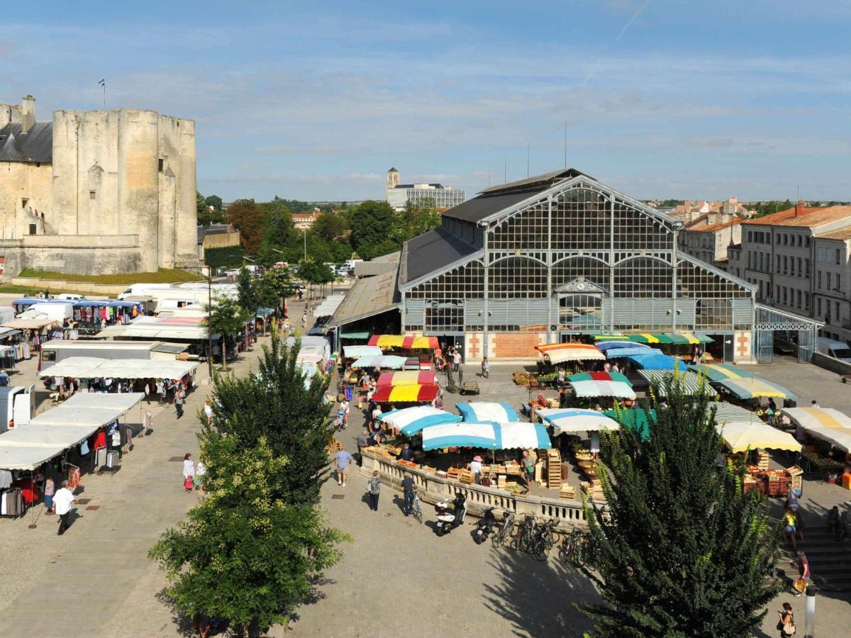 Ibis Budget Niort - La Creche Exterior photo